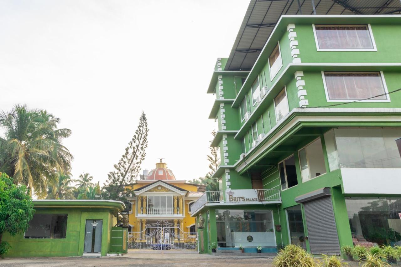 Brit'S Palace Goa Agacaim Zewnętrze zdjęcie